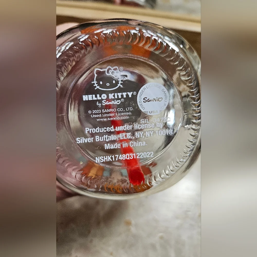 Hello Kitty Gall Glass Mug 18oz NWT - Picture 4 of 6